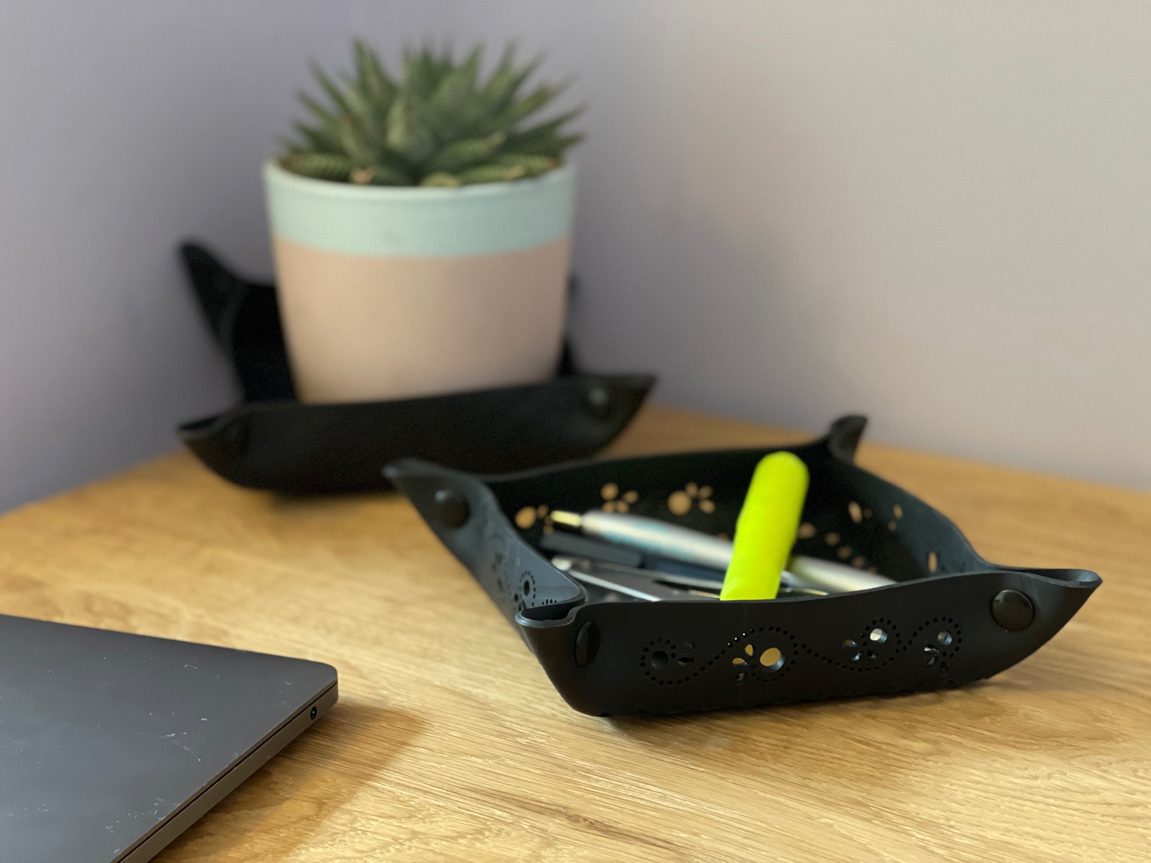 Schale aus Upcycling-Gummi