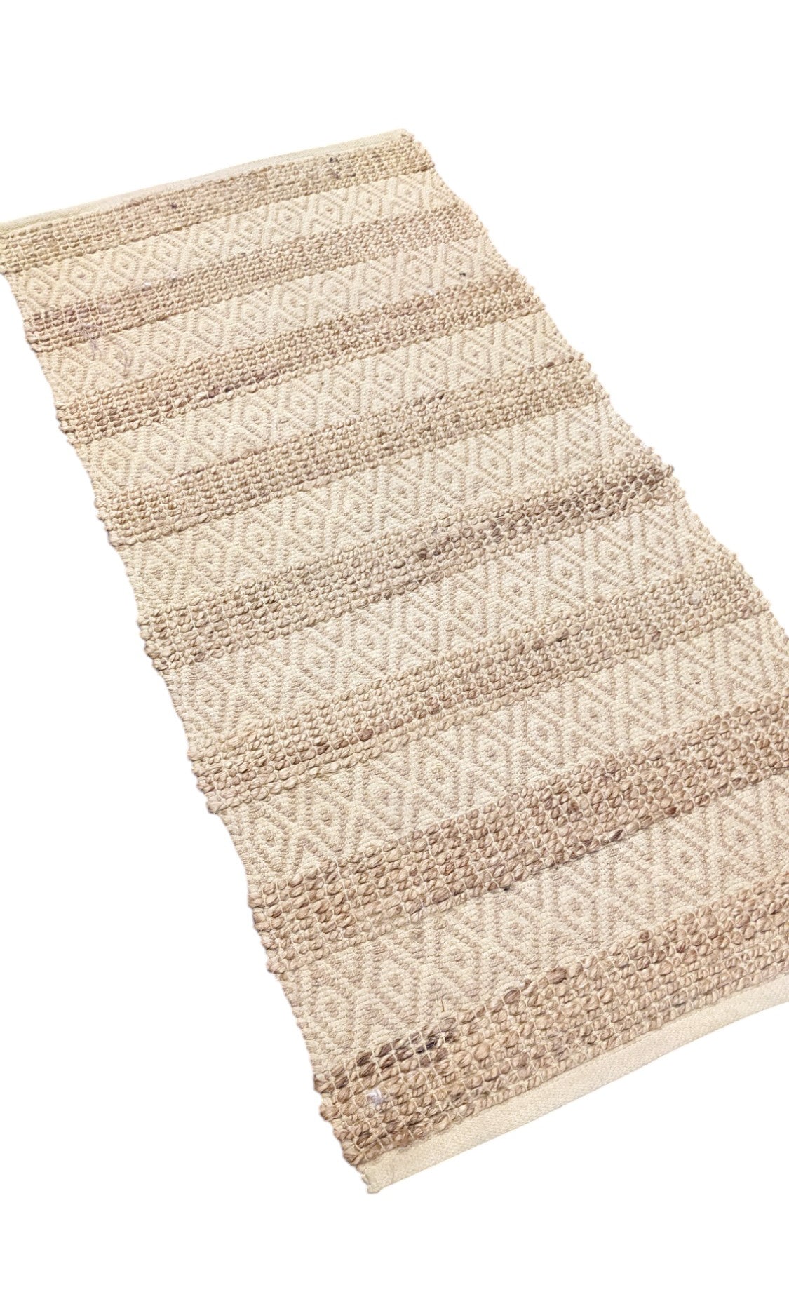 Geflochtener Teppich aus Naturjute – 125 × 73 cm